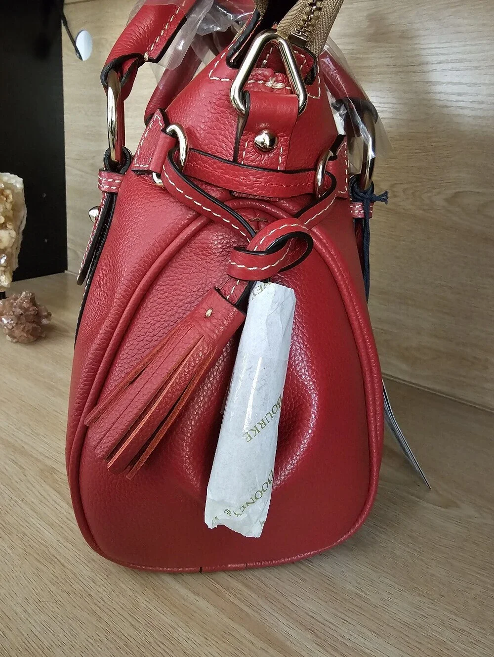 Dooney & Bourke Sorrento 30 With Pocket Satchel Leather Bag.